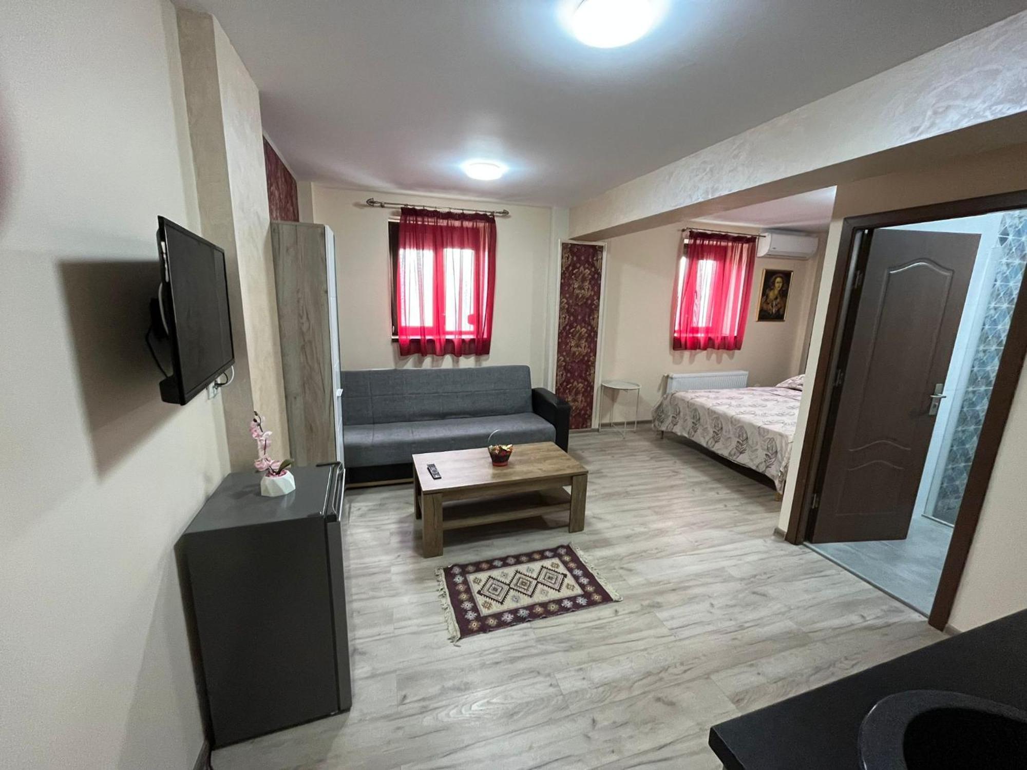 Solaria Apartment Galaţi Buitenkant foto
